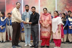 Prize-in-school14