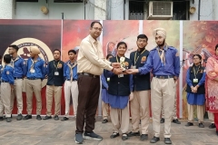 Prize-in-school8